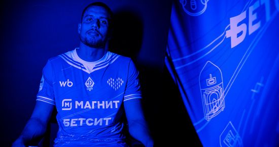 «Динамо» Махачкала и «Балтика» сыграют в светящейся форме с принтом «Морского боя»