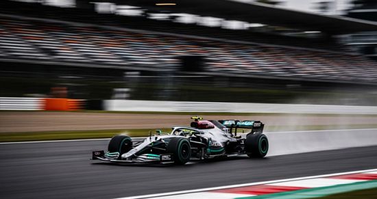 «Феррари» требует разъяснений от ФИА по крылу «Мерседеса»: соперник на грани регламента?