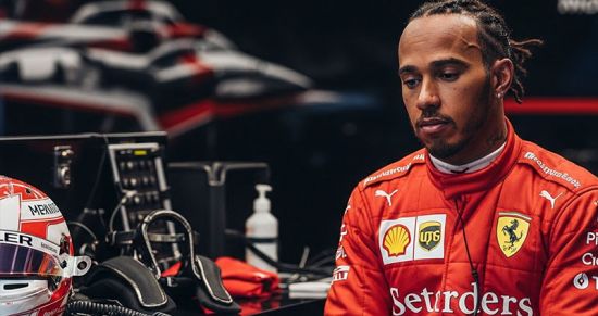 Хэмилтон ответил боссу «Феррари»: готов говорить меньше, но просит судить по делу