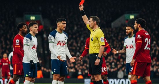 Кристиан Ромеро снова подвёл «Тоттенхэм»: удаление в концовке перечеркнуло шанс на спасение