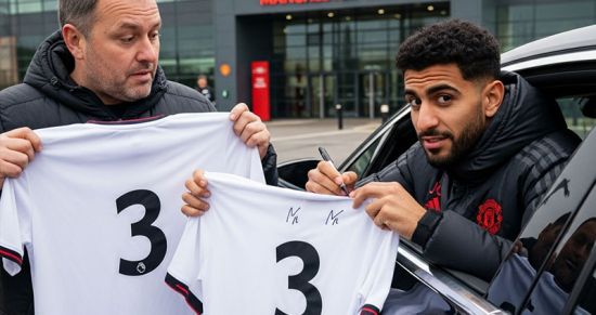 Нуссаир Мазрауи тонко проучил перекупщика автографов у базы «МЮ» — видео набрало миллионы просмотров