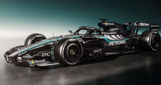 «Самая мощная встряска в истории»: «Мерседес» показал первые изображения болида для сезона 2026