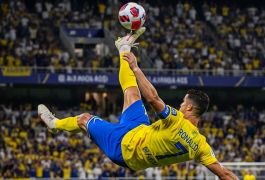 40-летний Роналду забил «ножницами» на 96‑й минуте и продлил идеальную серию «Аль-Насра»