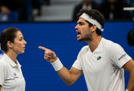 «Это абсурд»: Алькарас сцепился с судьёй в Дохе — впереди полуфинал с Рублёвым