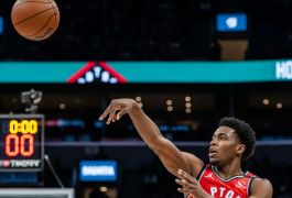 Куикли — герой на сирене: «Торонто» вырвал 97:96 у «Шарлотт» после травмы Ингрэма