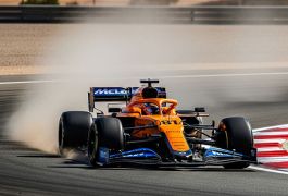 Макларен и «заговоры»: почему фаворитизма нет. А Пиастри уже разогрел Катар