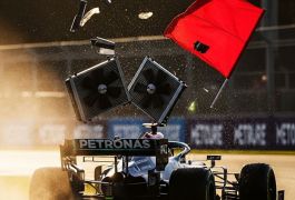 «Мерседес» вызвали к комиссарам: у Антонелли отвалились вентиляторы в финале квалификации