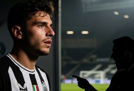 «Не скрываем: цель — топ‑клуб». Агент Тонали намекнул на «Арсенал» и «Манчестер Сити» — в «Ньюкасле» недовольны