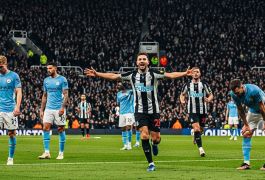 «Ньюкасл» прибил чемпиона: дубль Барнса, ВАР на 4 минуты и трещины в обороне «Сити»