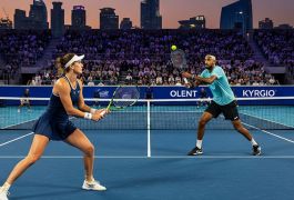 Сабаленка против Кирьоса в «Битве полов»: корт сузят на 9%, подача — одна