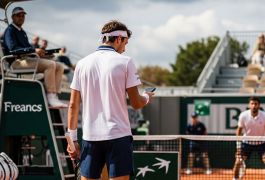 Телефон зазвонил в решающем тай-брейке: Эмбер остановил игру — и тут же всё проиграл