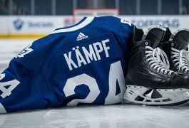 Торонто расстаётся с Давидом Кэмпфом: форварда выставят на безусловные отказы и разорвут контракт