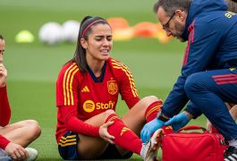 Трёхкратная обладательница «Золотого мяча» Айтана Бонмати сломала ногу на тренировке