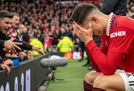 «Юнайтед» кипит: болельщики требуют посадить Далота после 2:2 с «Ноттингем Форест»