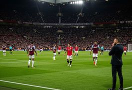 «Юнайтед» снова растерял очки: осторожные замены Аморима мешают закрывать матчи?