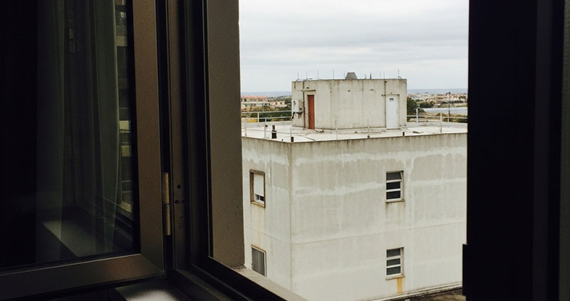 «Ивоби показал отель «суперорлов» и ответил критикам»