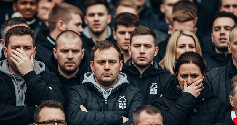 Болельщики Ноттингем Форест: унижать бедность — не шутка, а позор