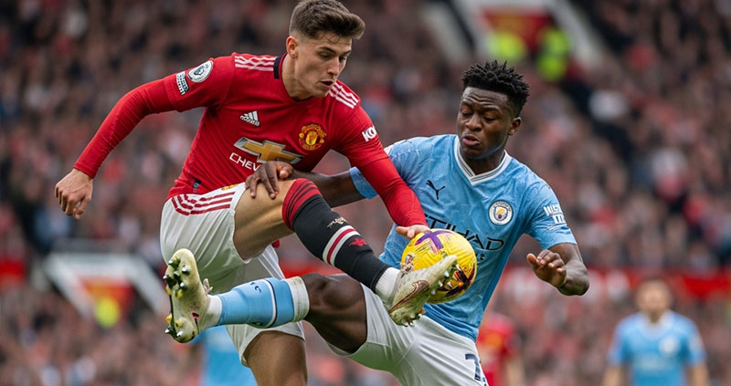 Красная на все сто: экс-арбитр Майк Дин о фоле Далота на Доку в дерби Манчестер Юнайтед и Манчестер Сити