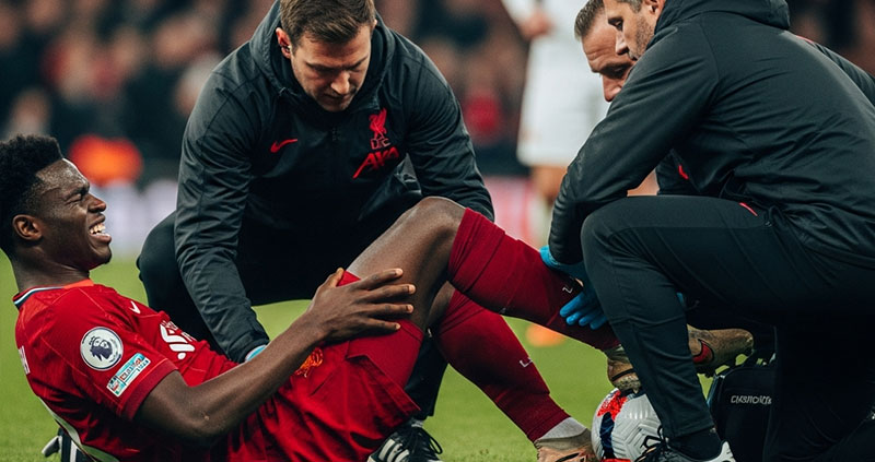 В Ливерпуле боятся серьёзной травмы Исака: гол Тоттенхэму обернулся болью