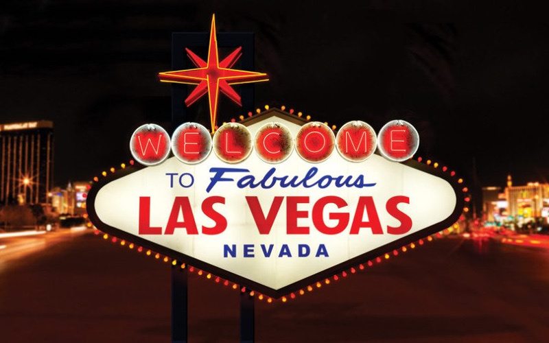 las vegas sign at night 848x530