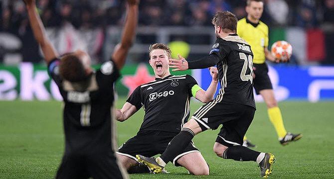 Ajax obigral Juventus